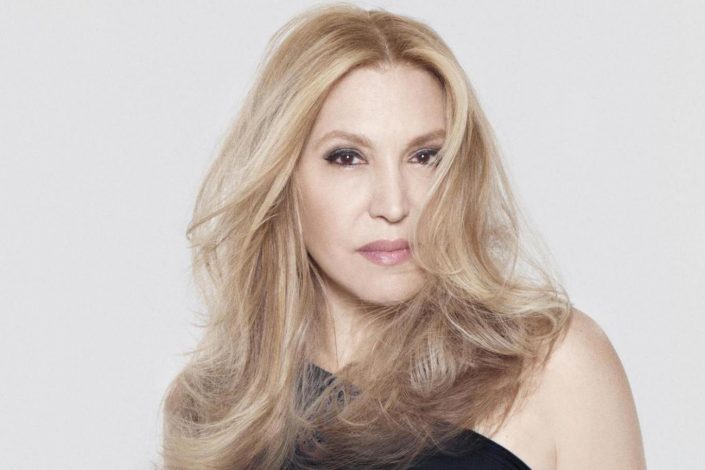 elaine-elias