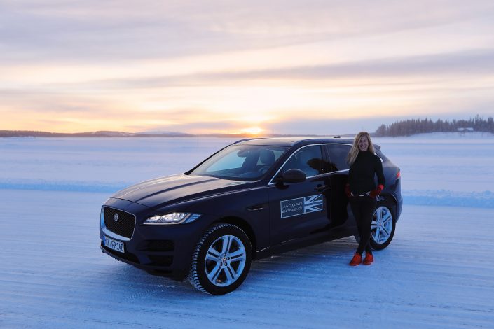 Jaguar Land Rover Experience – Ice Academy